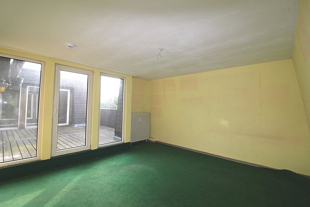 * 4 ZIMMER, TERRASSE, IN OPPUM - 4 ZI, 4.Etage, WBS erforderlich / renovierungsbedürftig, Garage * - Photo 1