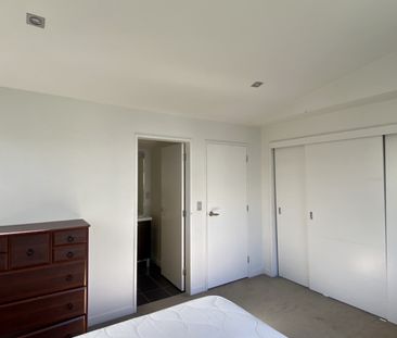 51/120 Rintoul Street, Newtown - Photo 2