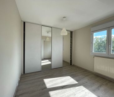 Location Appartement 2 pièces 52m² - Photo 3
