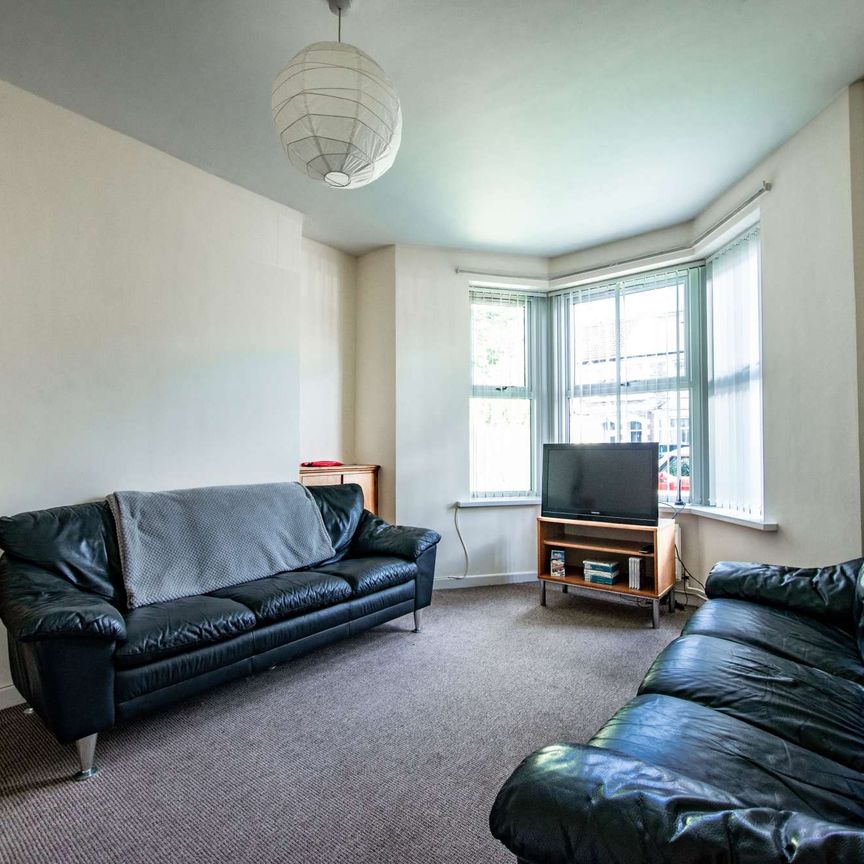 Unique architectural layout with distinct zones - a fun place to live! - Photo 1