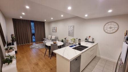 Wolli Creek - Photo 2