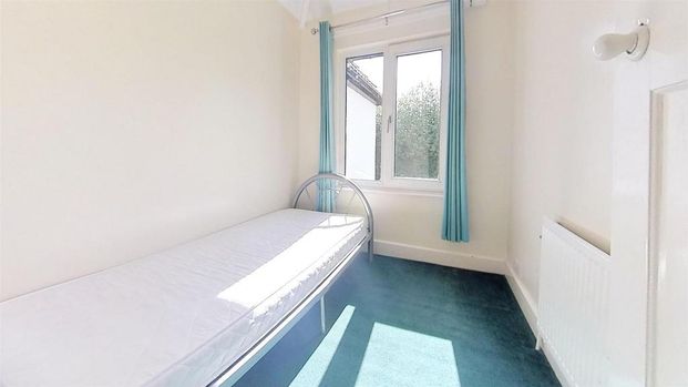 8 bedroom house to rent - Photo 1