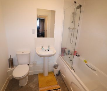 THE BASE - BRENTWOOD - Photo 2