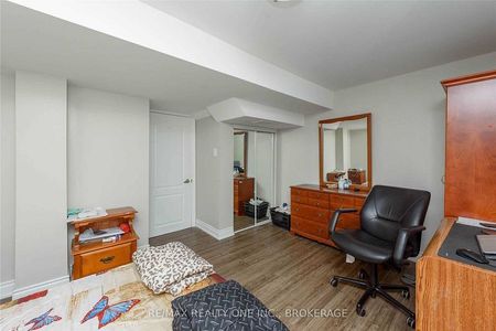 For Lease - 5112 Heatherleigh Avenue Unit# ..Bsmt, Mississauga, Ontario - Photo 3