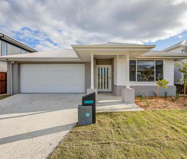 Large Modern Family Home in Everleigh Estate - Photo 4