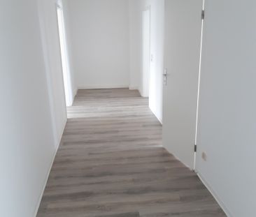 Sehr schöne Dachgeschosswohnung in ruhiger Lage - Foto 3