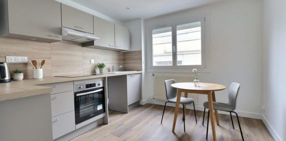 PROXIMITE FONTGIEVE-SAINT ALYRE-APPT T2 AVEC GARAGE ET CAVES - Photo 2