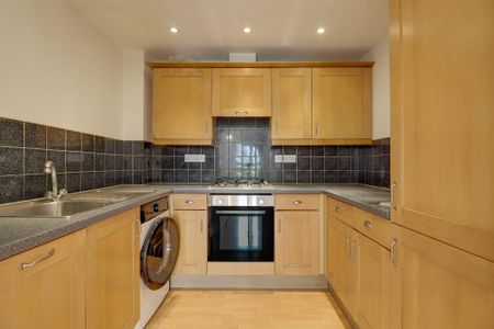 Eastbury Road, Watford, WD19 4PN - Photo 2