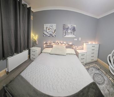Room in a Shared House, Grove Green Road, E11 - Photo 3