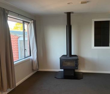 Family Home in Tinwald - Photo 2