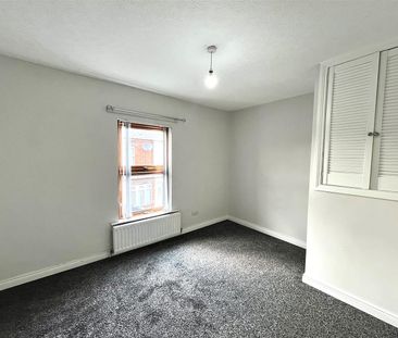 87 Lisavon Street, - Photo 2