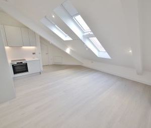 1 Bedrooms Flat to rent in Library House, New Road, Brentwood CM14 | £ 242 - Photo 1