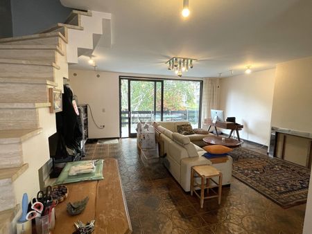 Ruime woning met tuin op gunstige locatie - ook geschikt voor co-housing - Photo 2