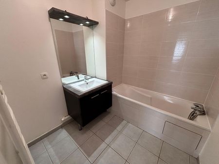 Location Appartement 2 pièces 45m² TOULOUSE 31200 - Photo 3