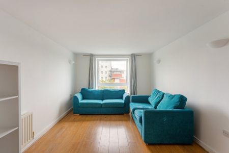 1 bedroom flat to rent - Photo 2