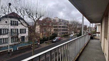 Location Appartement 3 pièces 61m² COURBEVOIE 92400 - Photo 5
