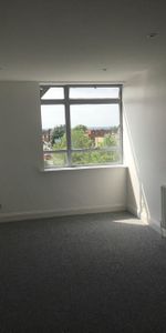 2 Bed Flat, Century House, SW16 - Photo 4