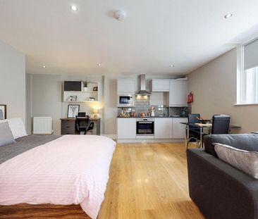 Studio to rent - Photo 5