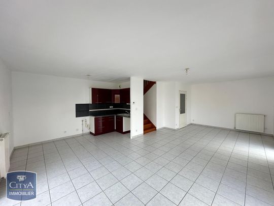 Location Appartement 4 pièces 84m² CHARNAY LES MACON 71850 - Photo 1