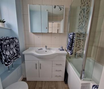 2 bedroom detached bungalow to rent - Photo 6