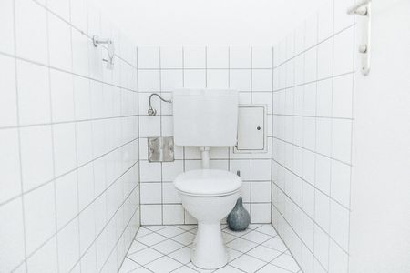 1 MONAT MIETFREI I AB SOFORT I XL-TERRASSE I TOP-KÜCHE I SEHR HELL & RUHIG I BADEWANNE I WG TAUGLICH I MODERN SANIERT I LICHTDURCHFLUTET I SEHR ZENTRALE LAGE AM STADTPARK I - Photo 3