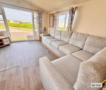 2 bed Mobile Home in Beach Station Road , Felixstowe, IP11 2EY - Photo 1