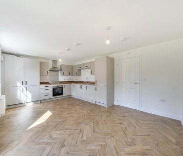 4 bedroom detached house to rent - Photo 5