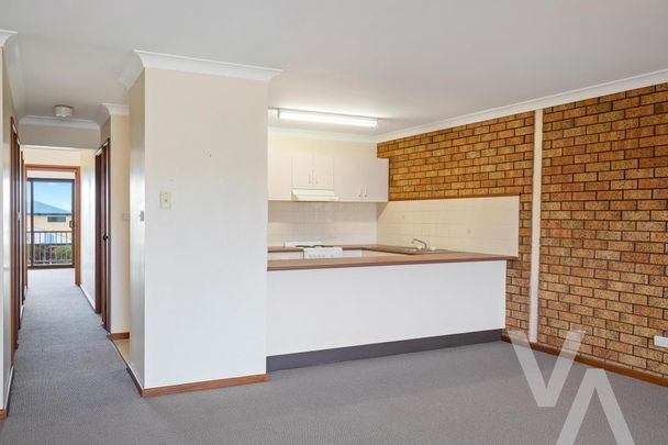 3/103 Cowlishaw Street, Redhead - Photo 1