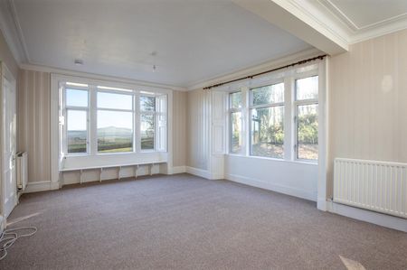 3 Bed Farmhouse - Photo 3