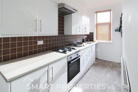 2 bedroom terraced house to rent - Photo 4