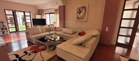 Cool Four Bedroom House - NATO Offices Neighborhood - Photo 5