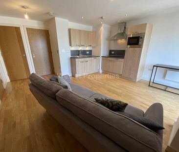 Studio to rent - Photo 1