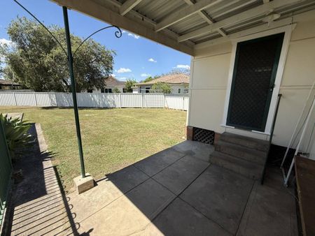 Low-Set Family Home in Westlawn on a Flat Block - Photo 5
