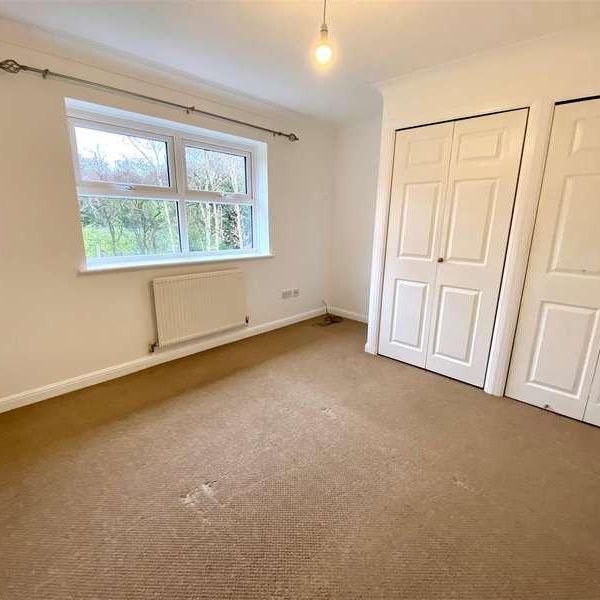 Clos Yr Eos, South Cornelly, Bridgend County Borough, CF33 - Photo 1