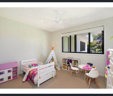 Flawless Mermaid Waters Private Sanctuary - Photo 4