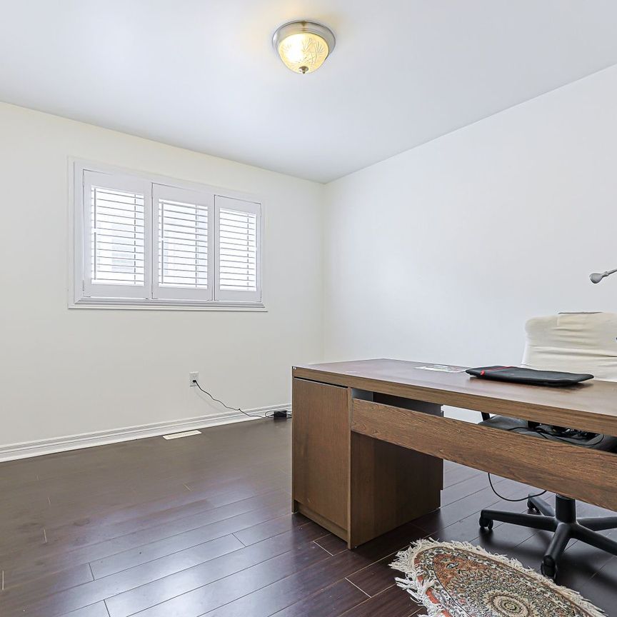 For Lease - 24 Smith Street, Bradford West Gwillimbury, Ontario - Photo 1