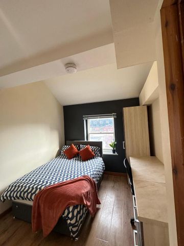 1 bedroom in a house share to rent - Photo 5