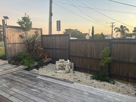 Charming 3BR Home in Torbay w/ Garden - Photo 5