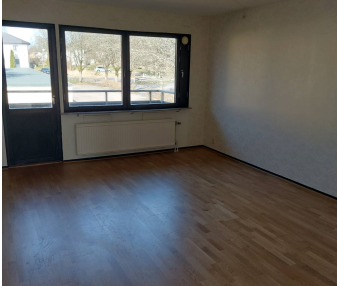 Lägenheten är ansluten till fibernät. Hyresgästen ansvarar själv fö... - Photo 1