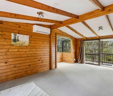 3 Beddy with Garage and Large back yard - Move... - Photo 2