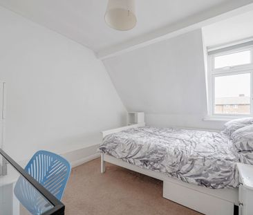 2 Bed Flat, Coldharbour Lane, SE5 - Photo 5