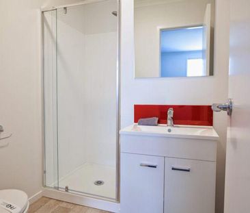 Short walk to Uni - Photo 4