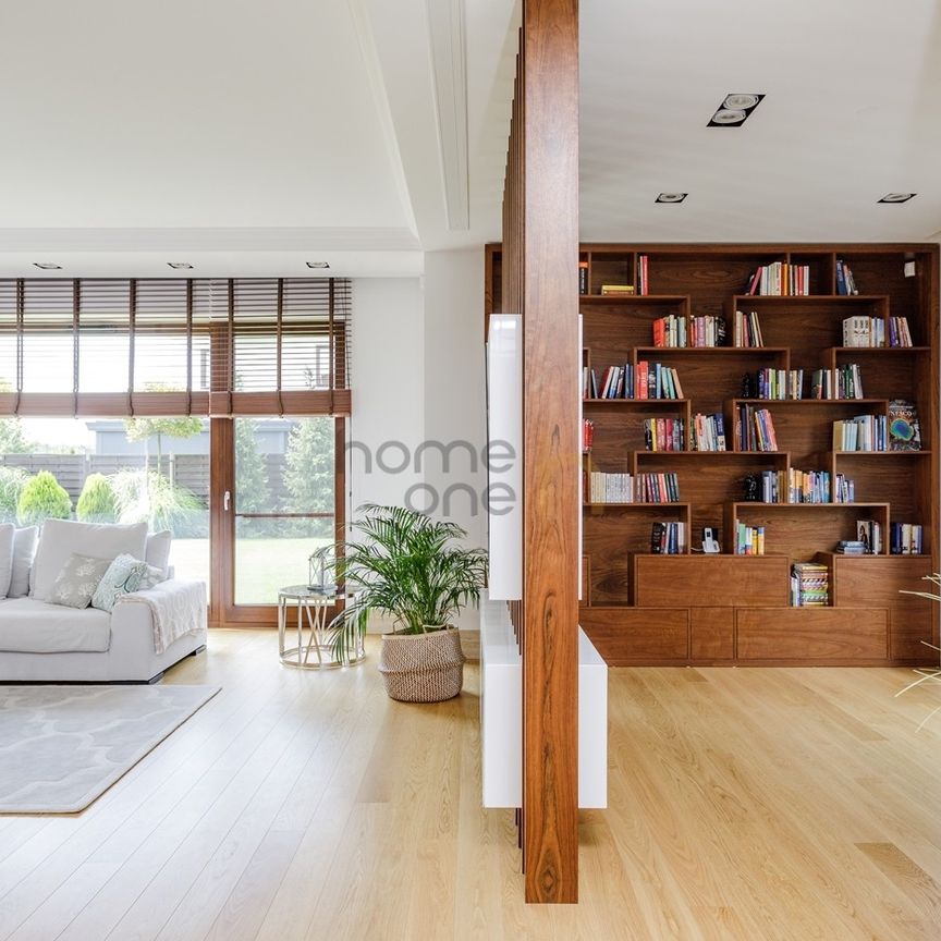 Polska, Konstancin-Jeziorna - Фото 1