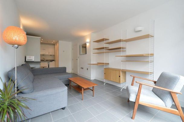 1 bedroom apartment to rent - Photo 1