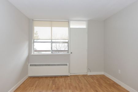 230 Oak Street - Photo 2