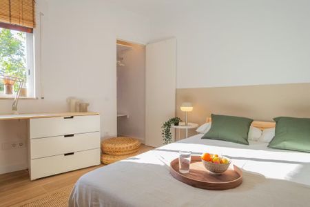 Gran Via de les Corts Catalanes, Barcelona, Catalonia 08004 - Foto 3