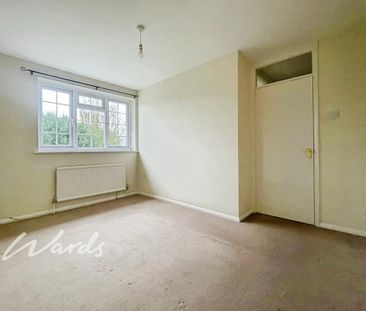 3 bedroom end of terrace house to rent - Photo 4