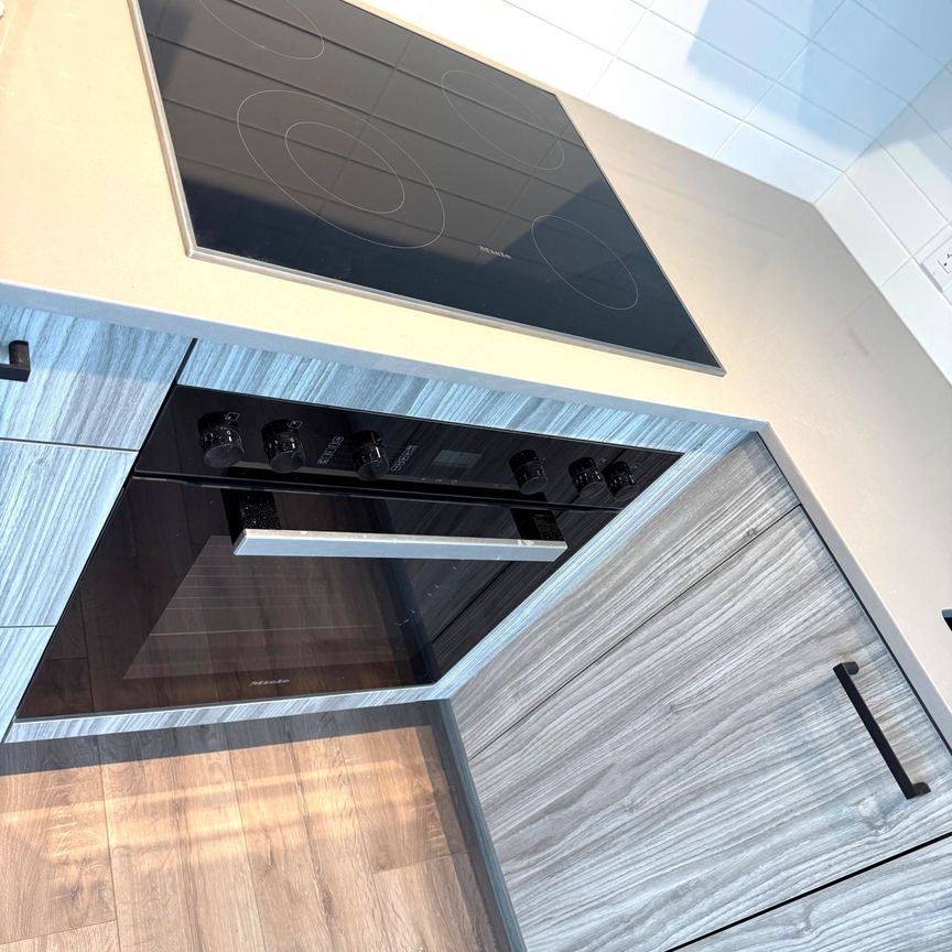 For Lease - 1 Quarrington Lane, Toronto, Ontario - Photo 1