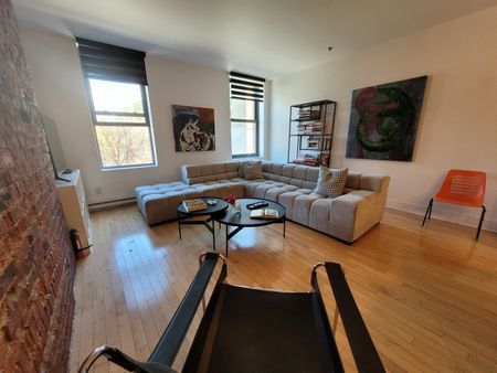 Superbe unité de condo offrant une chambre, complètement meublée. - Photo 5