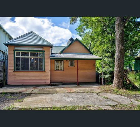 21 Little Keen Street, Lismore, NSW 2480 - Photo 1